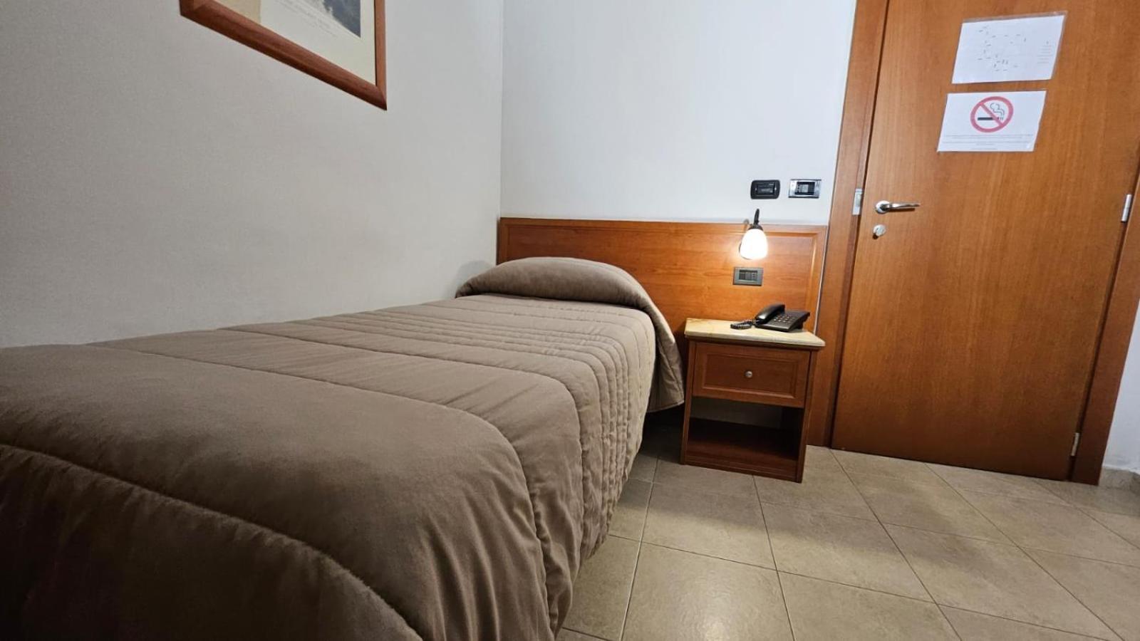 Gh Hotel Piazza Armerina Esterno foto